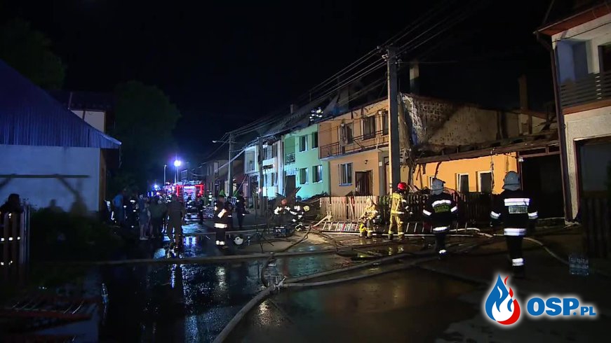 Ogromny pożar w Nowej Białej. KG PSP dziękuje strażakom za akcję, premier obiecuje pomoc. OSP Ochotnicza Straż Pożarna