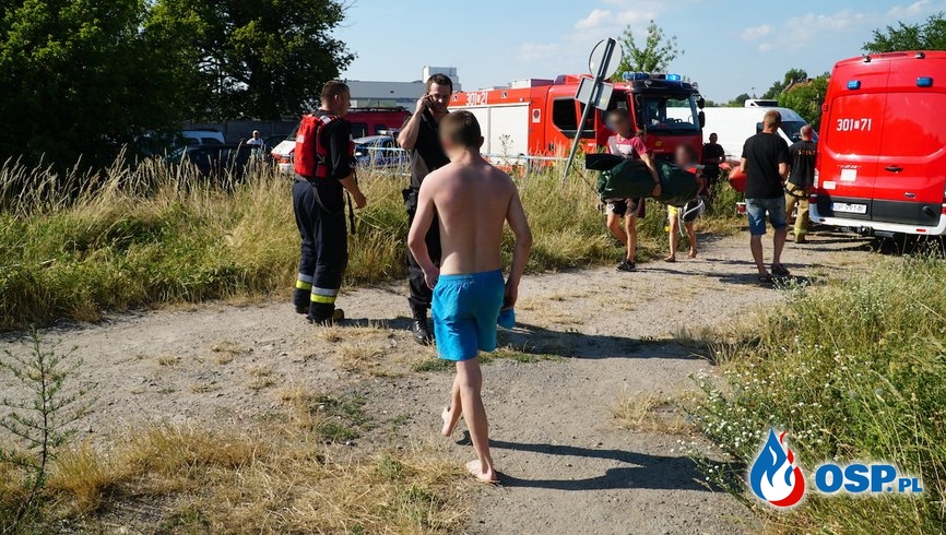 Poszedł popływać mając 2,6 promila. Strażacy znaleźli go śpiącego w krzakach. OSP Ochotnicza Straż Pożarna