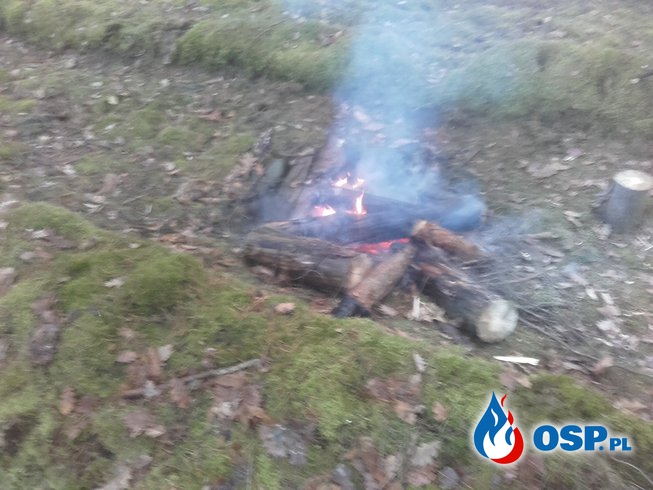 03.12- uwolnienie zatrzaśnietej kobiety i gaszenie ogniska w lesie OSP Ochotnicza Straż Pożarna