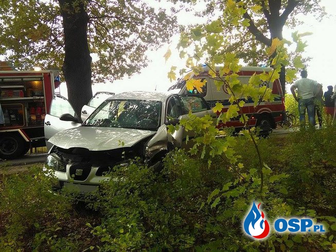 Wypadek dwóch samochodów. OSP Ochotnicza Straż Pożarna