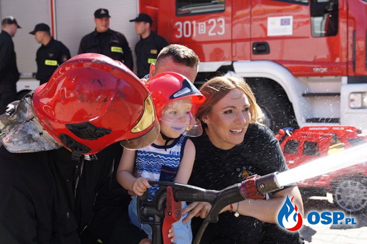 Strażacy spełnili marzenie Filipka, na jego trzecie urodziny! OSP Ochotnicza Straż Pożarna