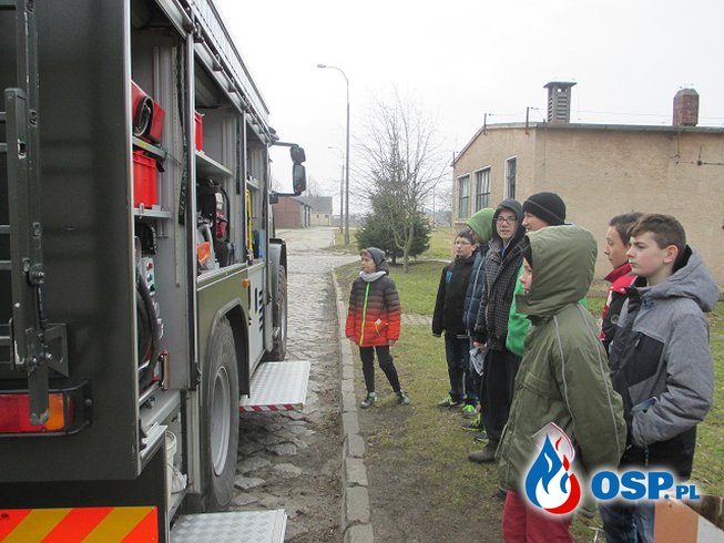 Wizyta Młodzieżowej Drużyny Pożarniczej w WSP Trzebiatów. OSP Ochotnicza Straż Pożarna