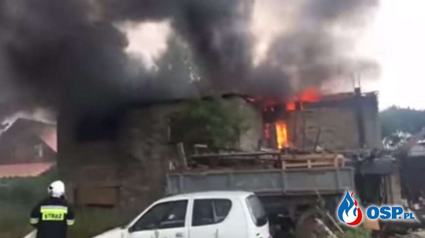 Pożar budynku w Opolu-Sławicach. Film internauty! OSP Ochotnicza Straż Pożarna